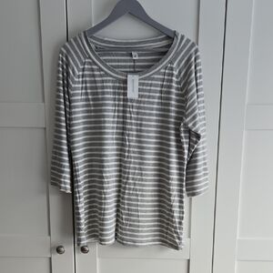 Banana Republic Gray and White Striped Scoop Neck Top NWT
